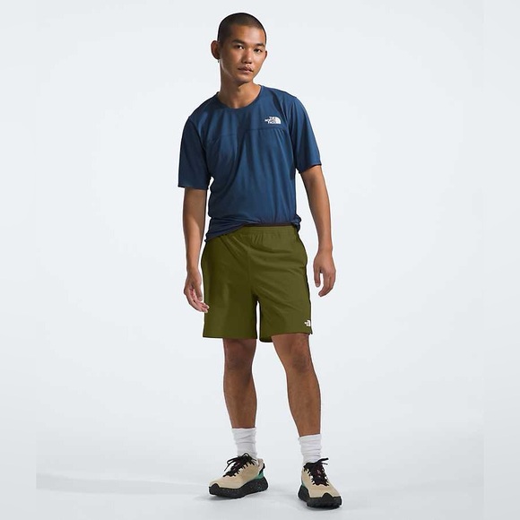 The North Face FlashDry XD 7" Inseam Wander Shorts Size Small Forest Olive EUC - Picture 1 of 14